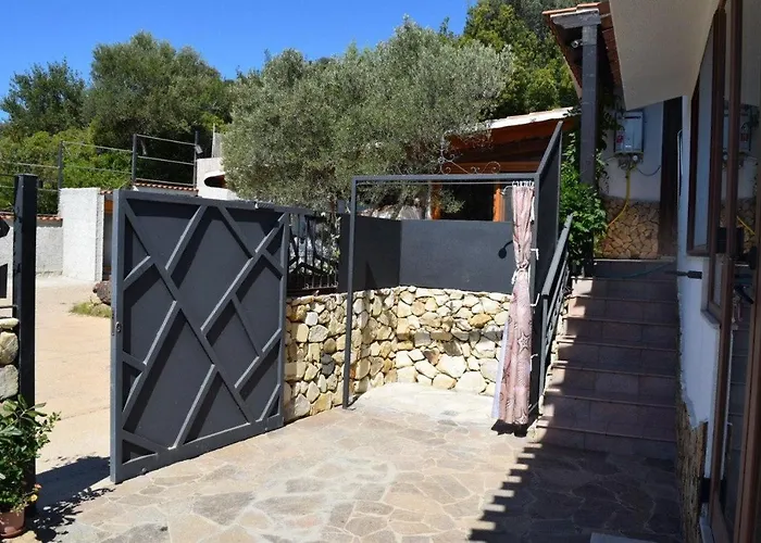 Battistina Holiday Home